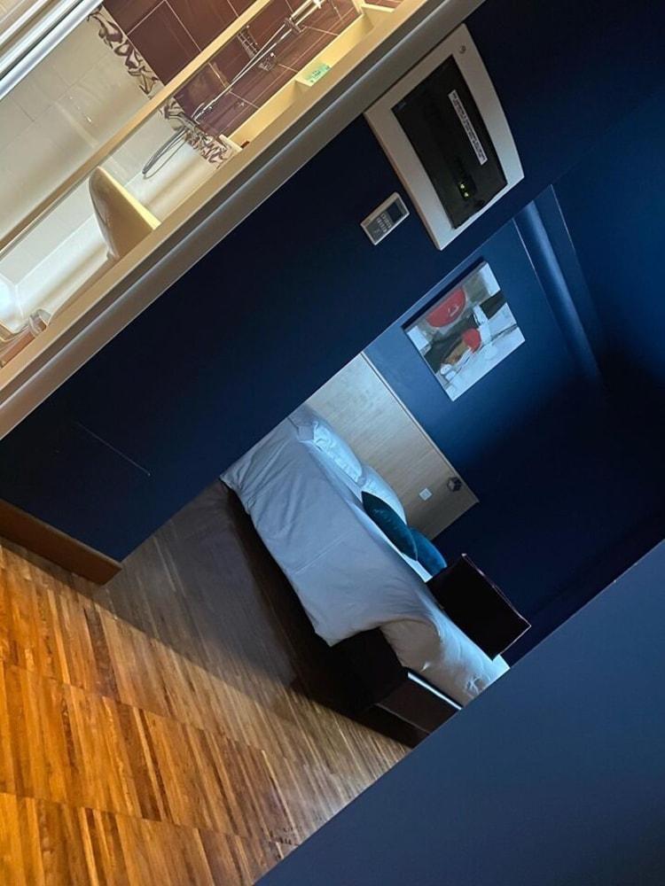 Albergo Residenza Al Teatro Udine Eksteriør billede